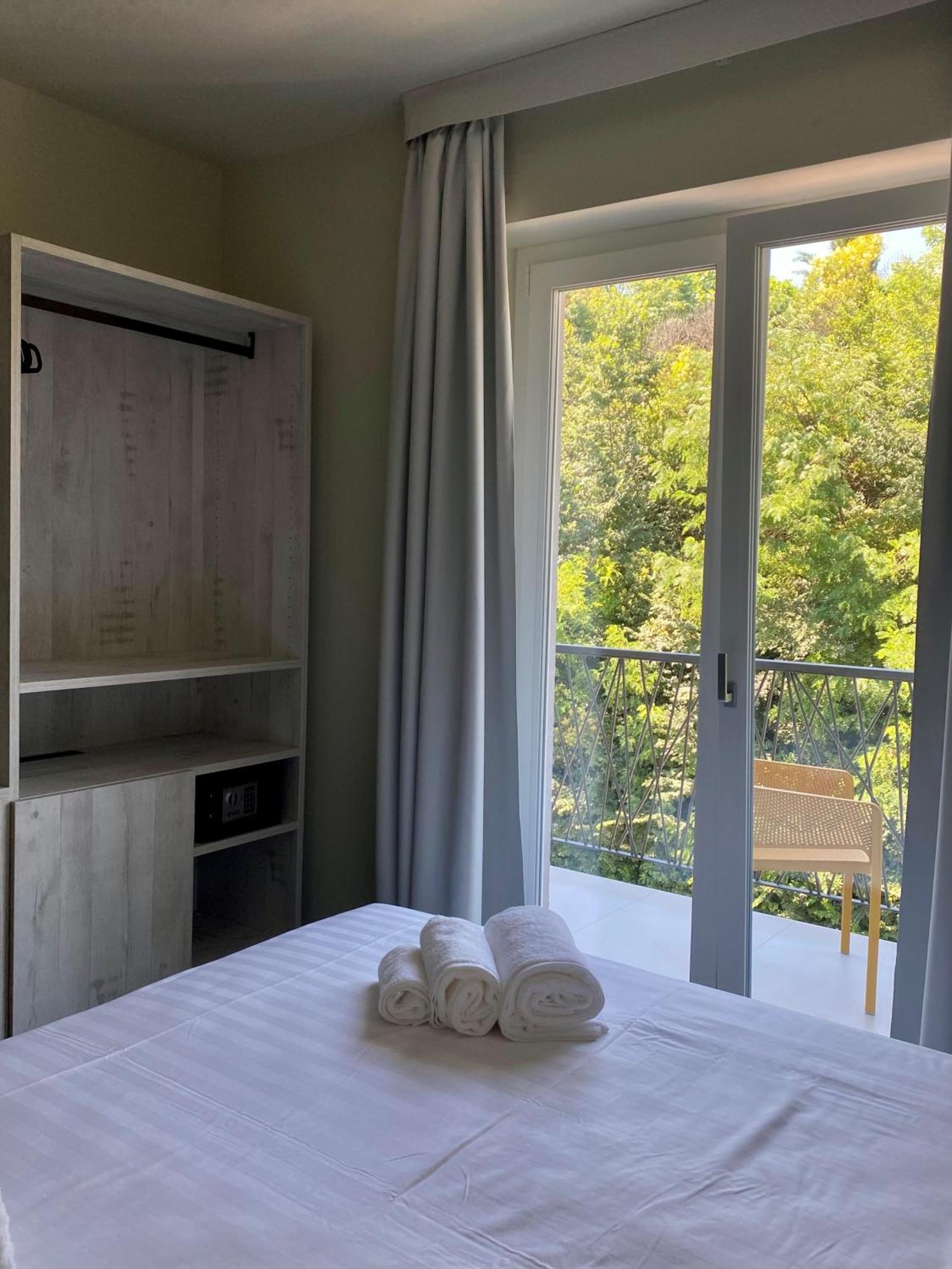 Hotel Vita Salò Buitenkant foto