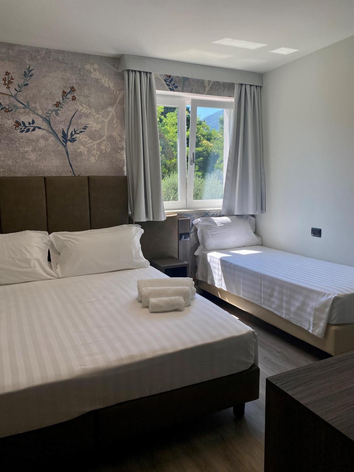 Hotel Vita Salò Buitenkant foto