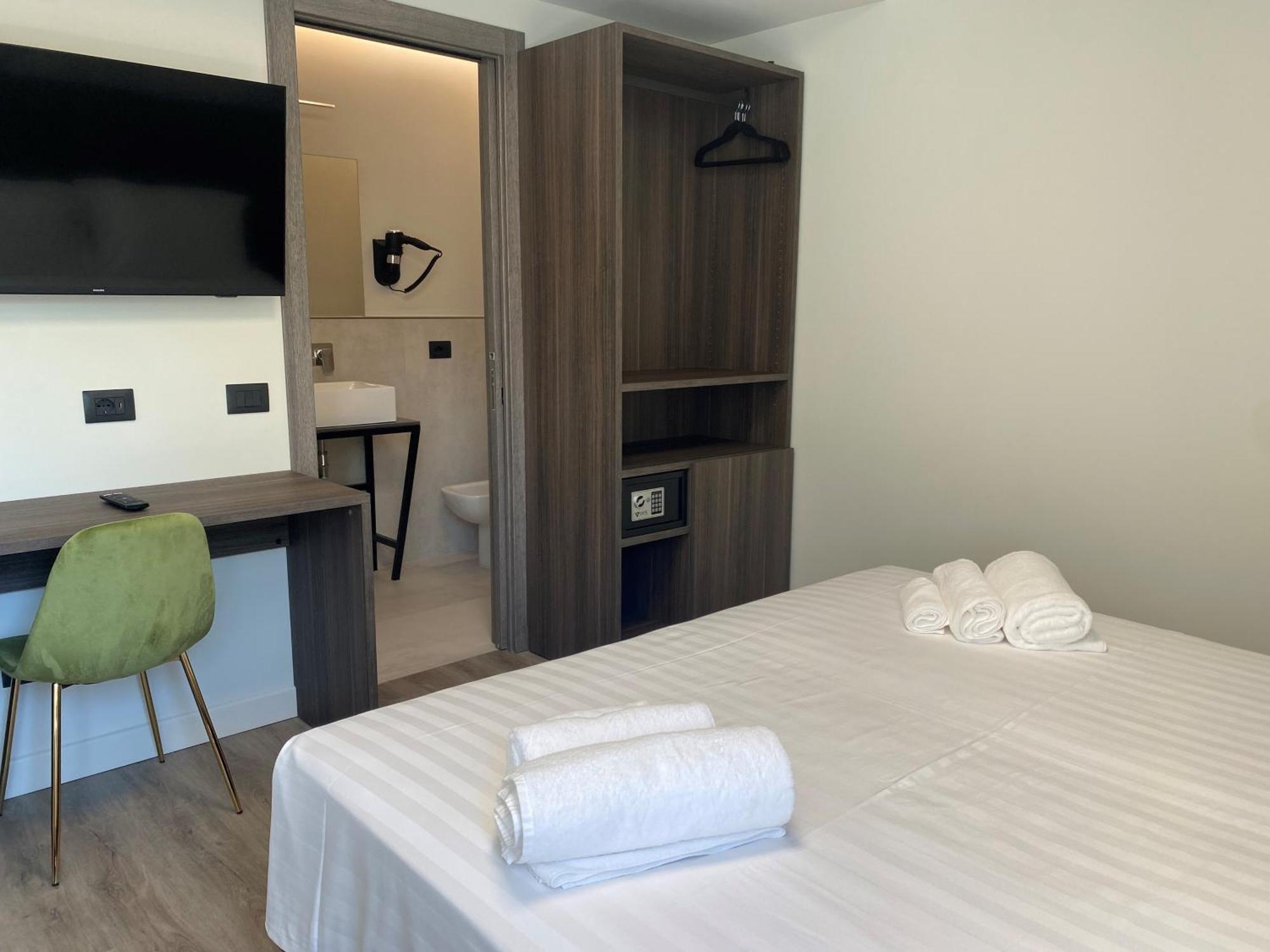 Hotel Vita Salò Buitenkant foto