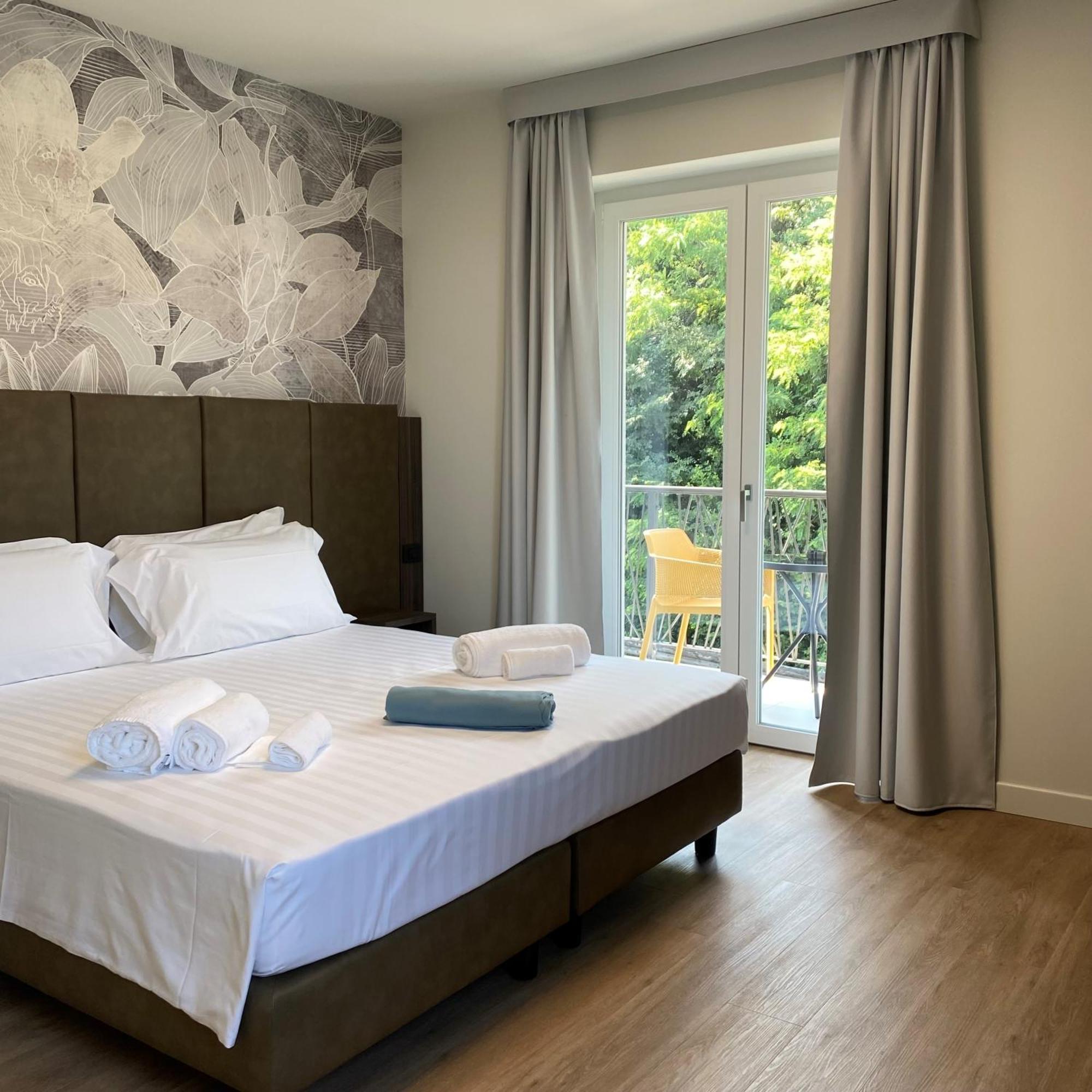 Hotel Vita Salò Buitenkant foto