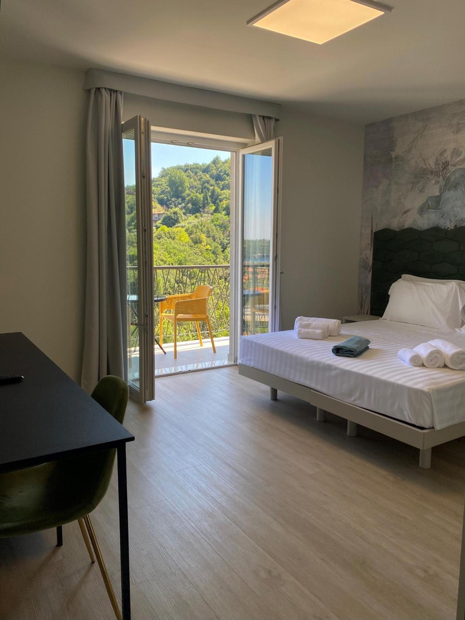 Hotel Vita Salò Buitenkant foto