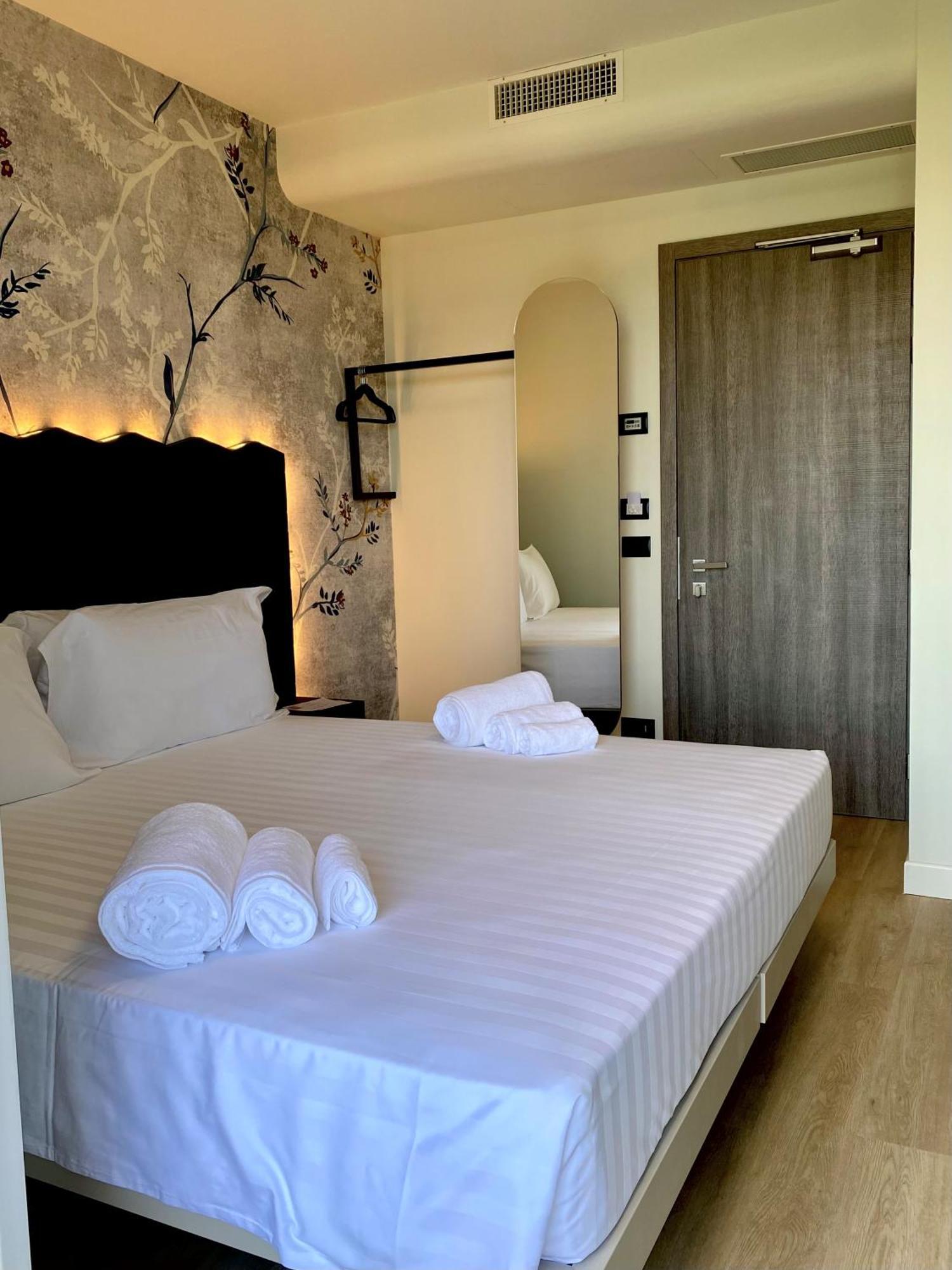 Hotel Vita Salò Buitenkant foto