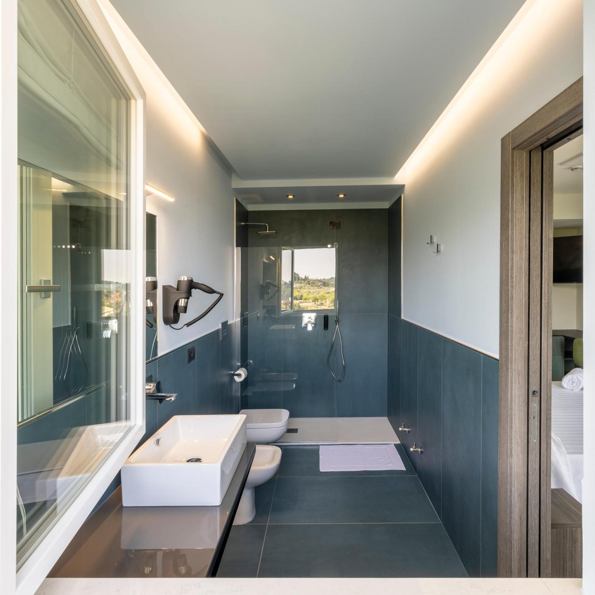 Hotel Vita Salò Buitenkant foto